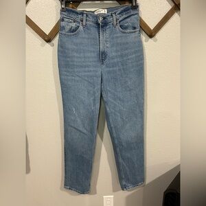 Abercrombie and fitch 90s straight jeans size 6